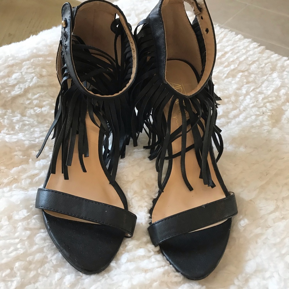 Adriana New York Black fringe 4.5” heels size 6